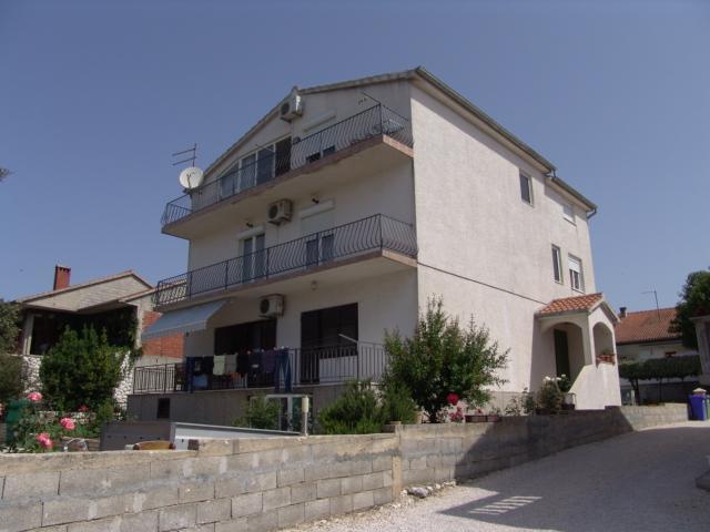 Apartmani Kapitanovic Biograd Na Moru Exterior photo